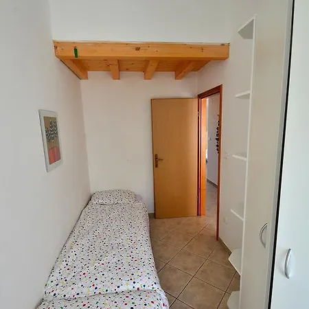 Apartment Tamara Lovrečica